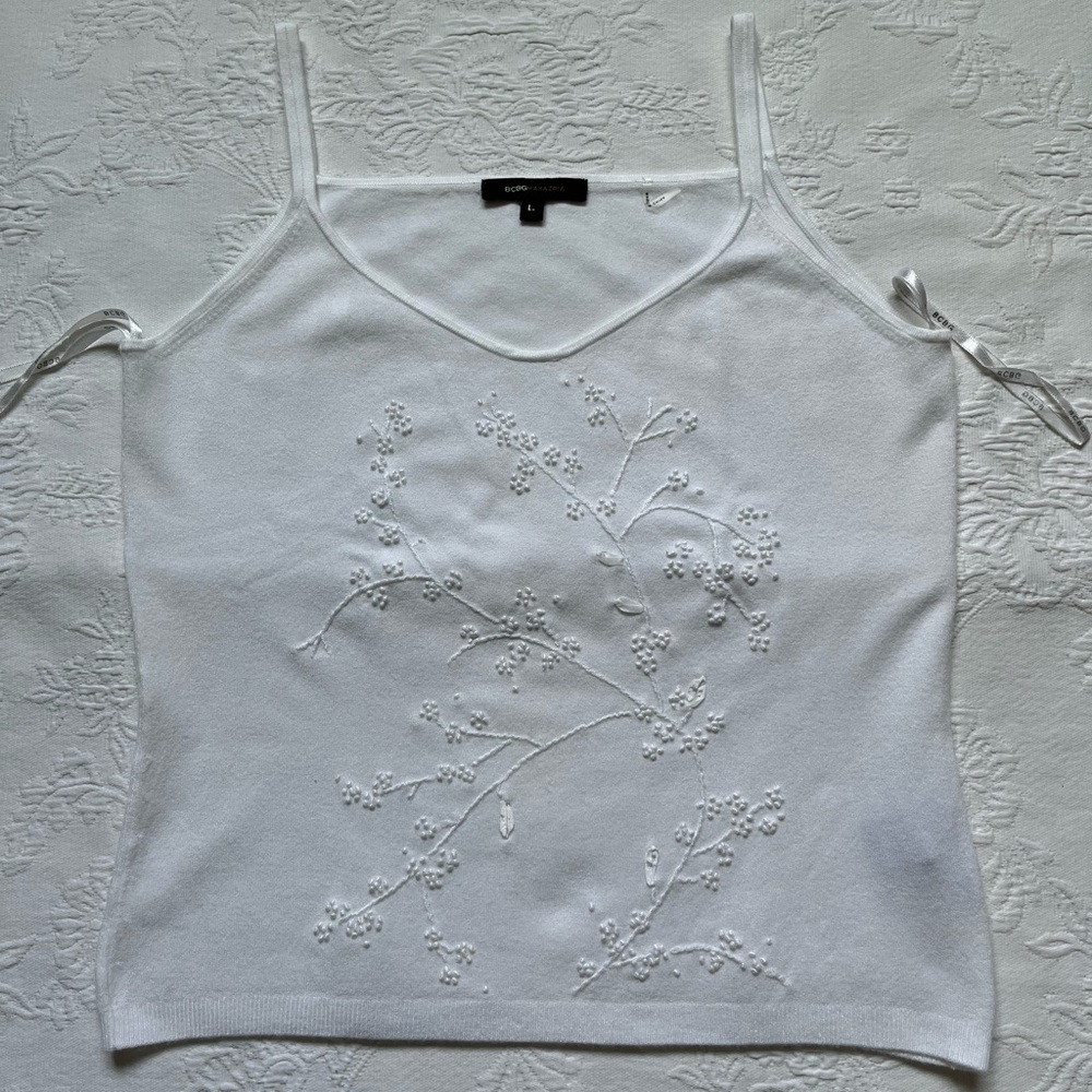 BCBG MaxAzria Knit Embroidered Tank Top Size L